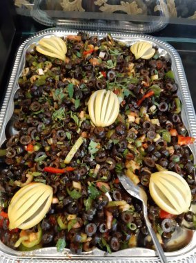 Taze fasulye salatası.