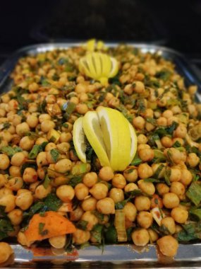 Taze fasulye salatası.