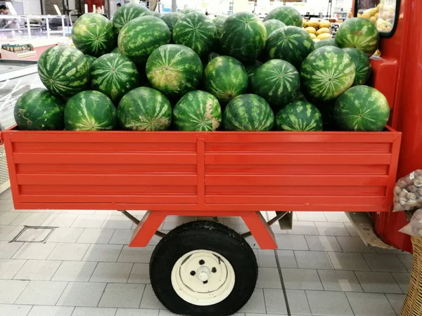 Färsk Och Ekologisk Läcker Vattenmelon — Stockfoto