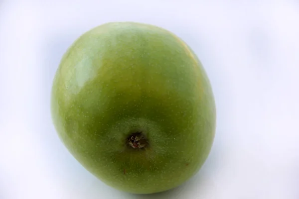 Fresh Organic Delicious Vitamin Rich Apple — Stock Photo, Image