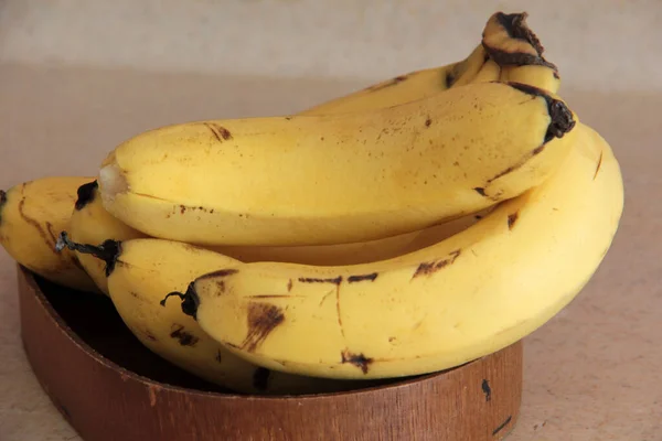 Свежий Органический Витаминный Банан — стоковое фото