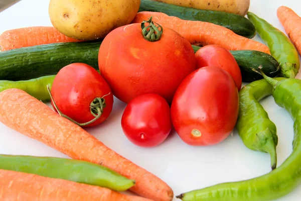 Свежие Органические Витаминные Овощи — стоковое фото