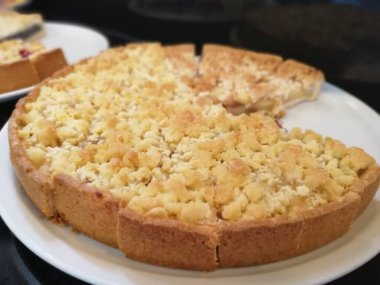 Pasta ve kekler çok lezzetlidir.