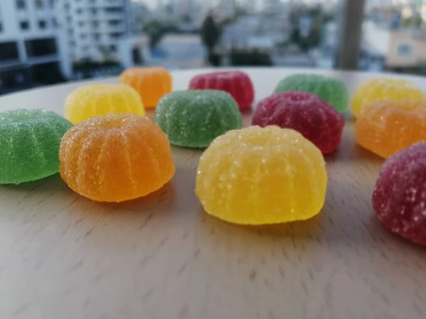 Köstliche Und Bunte Weiche Bonbons — Stockfoto