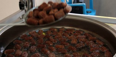 Şuruplu ve lezzetli Türk çöreği.