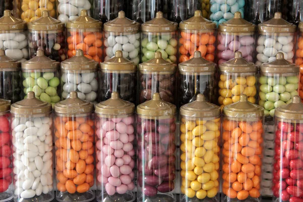 Lezzetli ve renkli drenaj şekeri