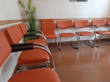 Bahçe için şık ve modern bank