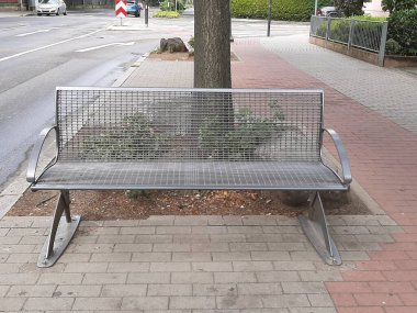 Bahçe için şık ve modern bank