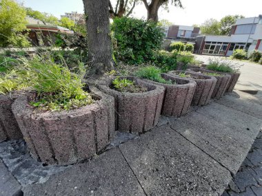 Bahçe için şık ve modern bank