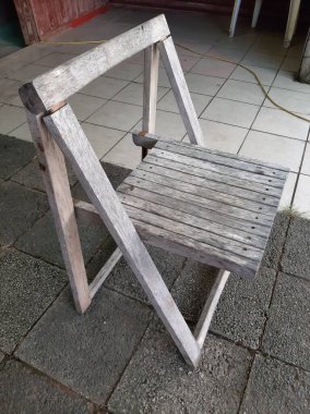 Bahçe için şık ve modern bank