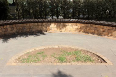 Bahçe için şık ve modern bank