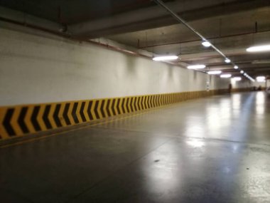 Güzel modern ve şık bir kapı.
