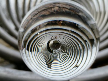 Süslü ve dekoratif metal bisiklet park yeri