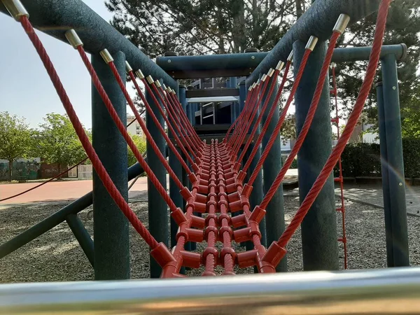 公園内の子供の遊び場は — ストック写真