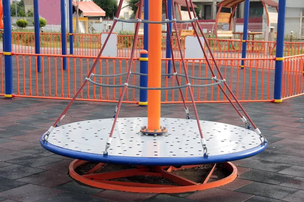 Parco Giochi Bambini Nel Parco — Foto Stock