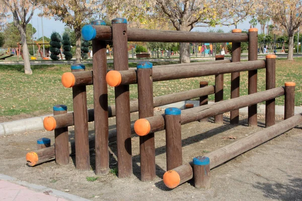 公園内の子供の遊び場は — ストック写真