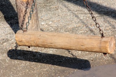 Parktaki çocuk parkı.