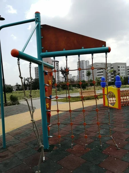 Aire Jeux Pour Enfants Dans Parc — Photo