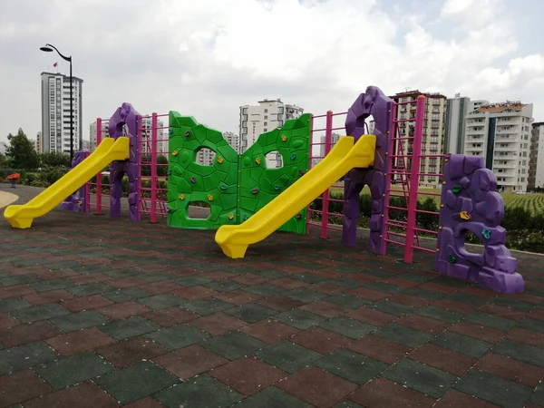 Davchildren Playground Nel Parco — Foto Stock