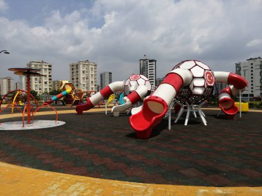 David 'in parktaki çocuk parkı