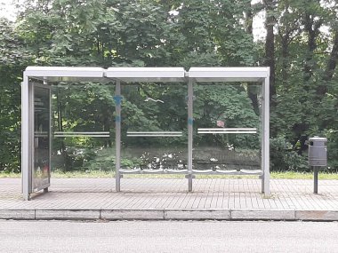 Çelik çatı, inşaat alanında metal çatı