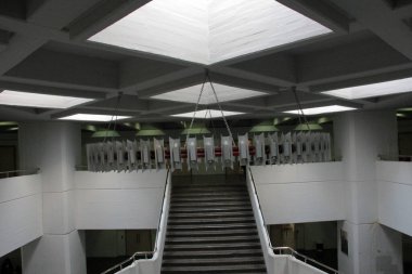 Çelik çatı, inşaat alanında metal çatı