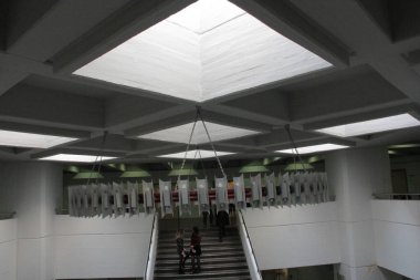 Çelik çatı, inşaat alanında metal çatı