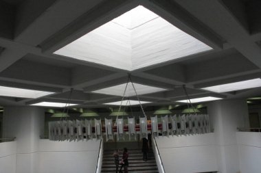 Çelik çatı, inşaat alanında metal çatı