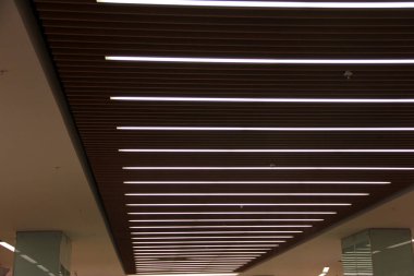 Çelik çatı, inşaat alanında metal çatı