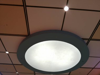 Çelik çatı, inşaat alanında metal çatı