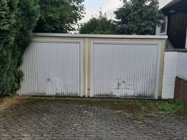 Modern ve dekoratif garaj kapısı