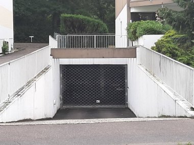 Modern ve dekoratif garaj kapısı