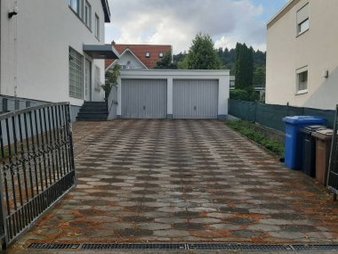 Modern ve dekoratif garaj kapısı