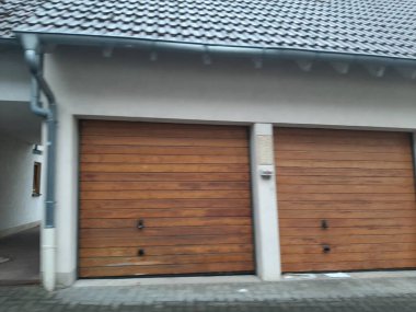 Modern ve dekoratif garaj kapısı