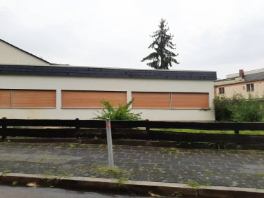 Modern ve dekoratif garaj kapısı