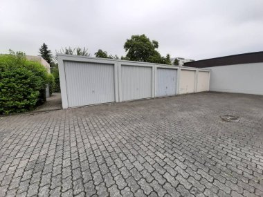 Modern ve dekoratif garaj kapısı