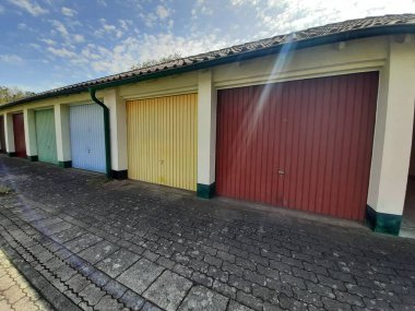 Modern ve dekoratif garaj kapısı