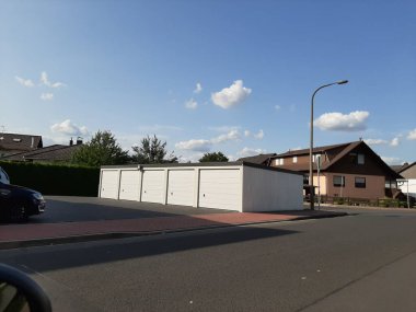 Modern ve dekoratif garaj kapısı