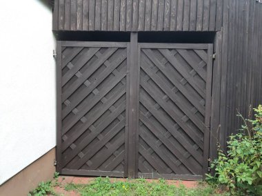 Modern ve dekoratif garaj kapısı