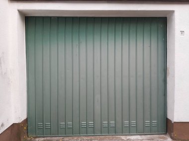 Modern ve dekoratif garaj kapısı