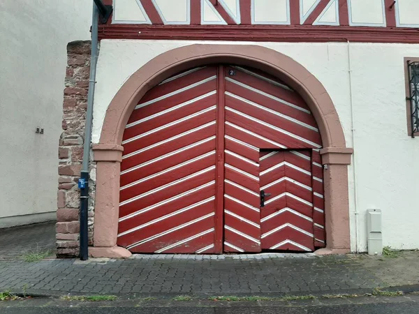 Nowoczesne Dekoracyjne Drzwi Garażowe — Zdjęcie stockowe