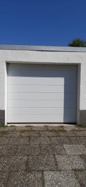 Modern ve dekoratif garaj kapısı