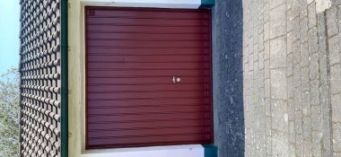 Modern ve dekoratif garaj kapısı