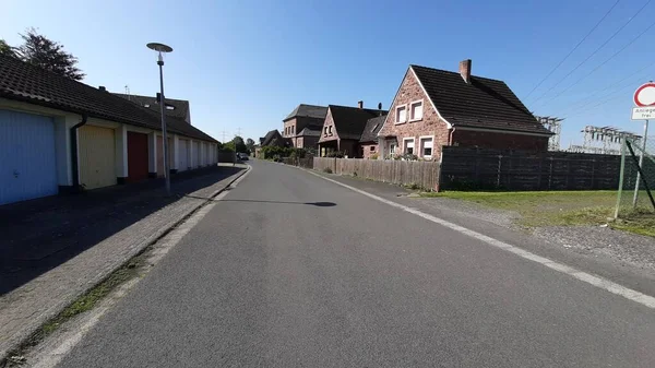 Modern ve dekoratif garaj kapısı