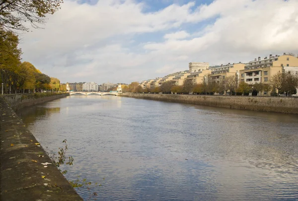 Widok Rzeki San Sebastian Hiszpanii — Zdjęcie stockowe