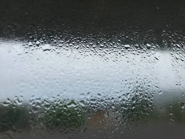 Visión Borrosa Del País Desde Ventana Casa Cuando Está Lloviendo — Foto de Stock