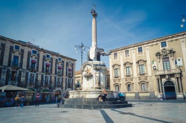 Piazza del Duomo, Catania, Catania Sicilya, İtalya fil heykel ile