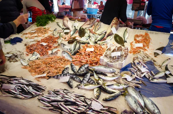 Fishmarket Catania Úgynevezett Pescheria Leg Népszerű Piac Város Catania Egy — Stock Fotó