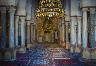 Kayravan üzerinde Ulu Camii veya yer alan Kayravan, Tunus Unesco Dünya Mirası kentine Uqba Camii, iç