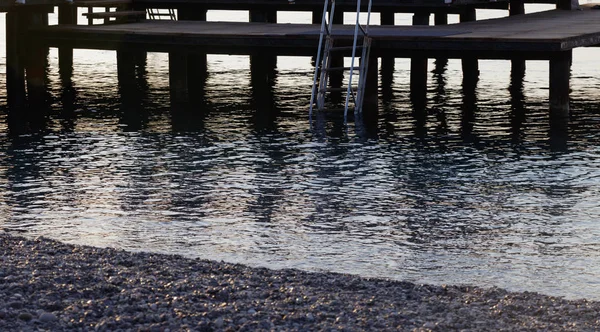 Kavicsos Strand Földközi Tenger Tiszta Vízzel Nyár Reggel Törökország — Stock Fotó